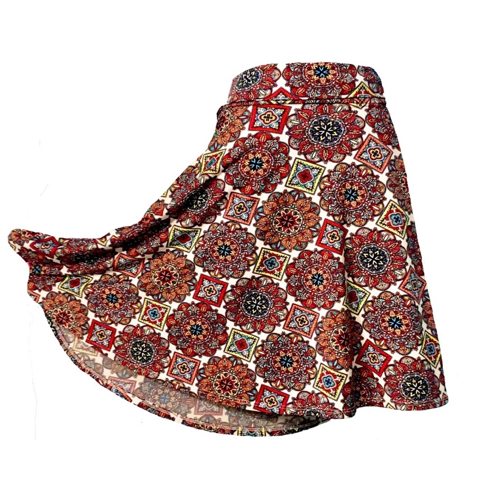 💰SOLD💰💵 🎁 Honey & Lace Midi Skirt with Geometric Design